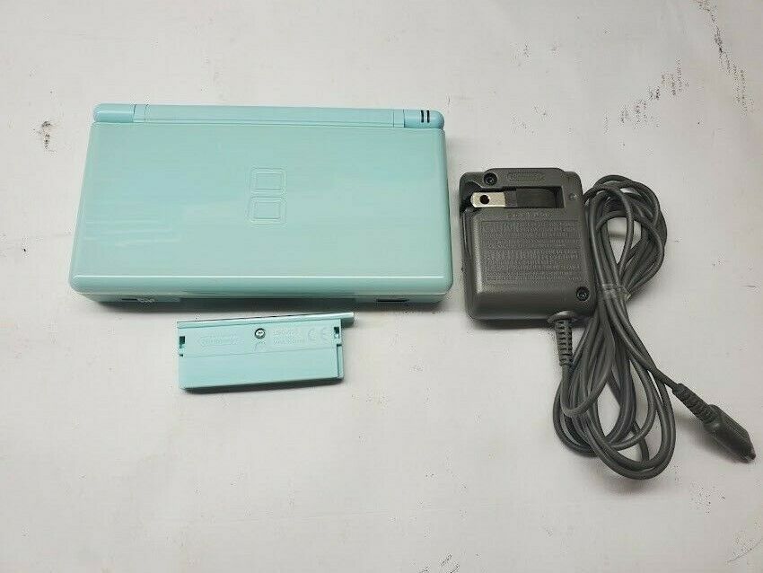 Nintendo DS Lite Mint Green Color w/ Stylus hotsell and charger Tested